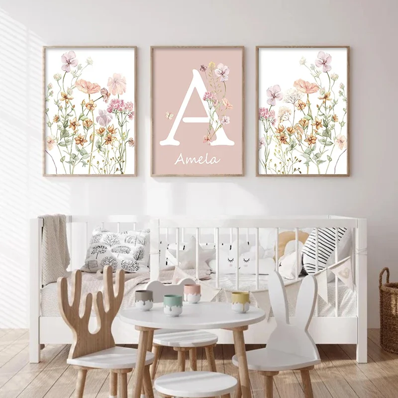 Baby Nursery Name Wall Art - Poster Kustom Nama Anak Perempuan Bunga