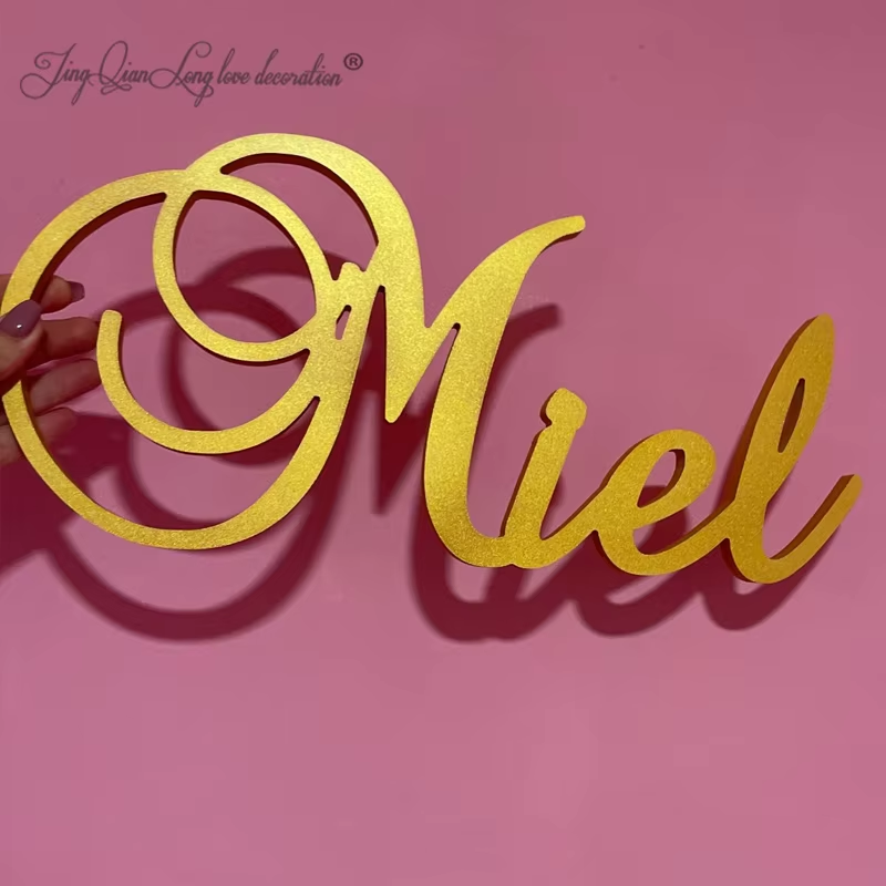 Baby Nursery Name Wall Art - Tanda Nama Kayu Personalisasi Kustom Seni